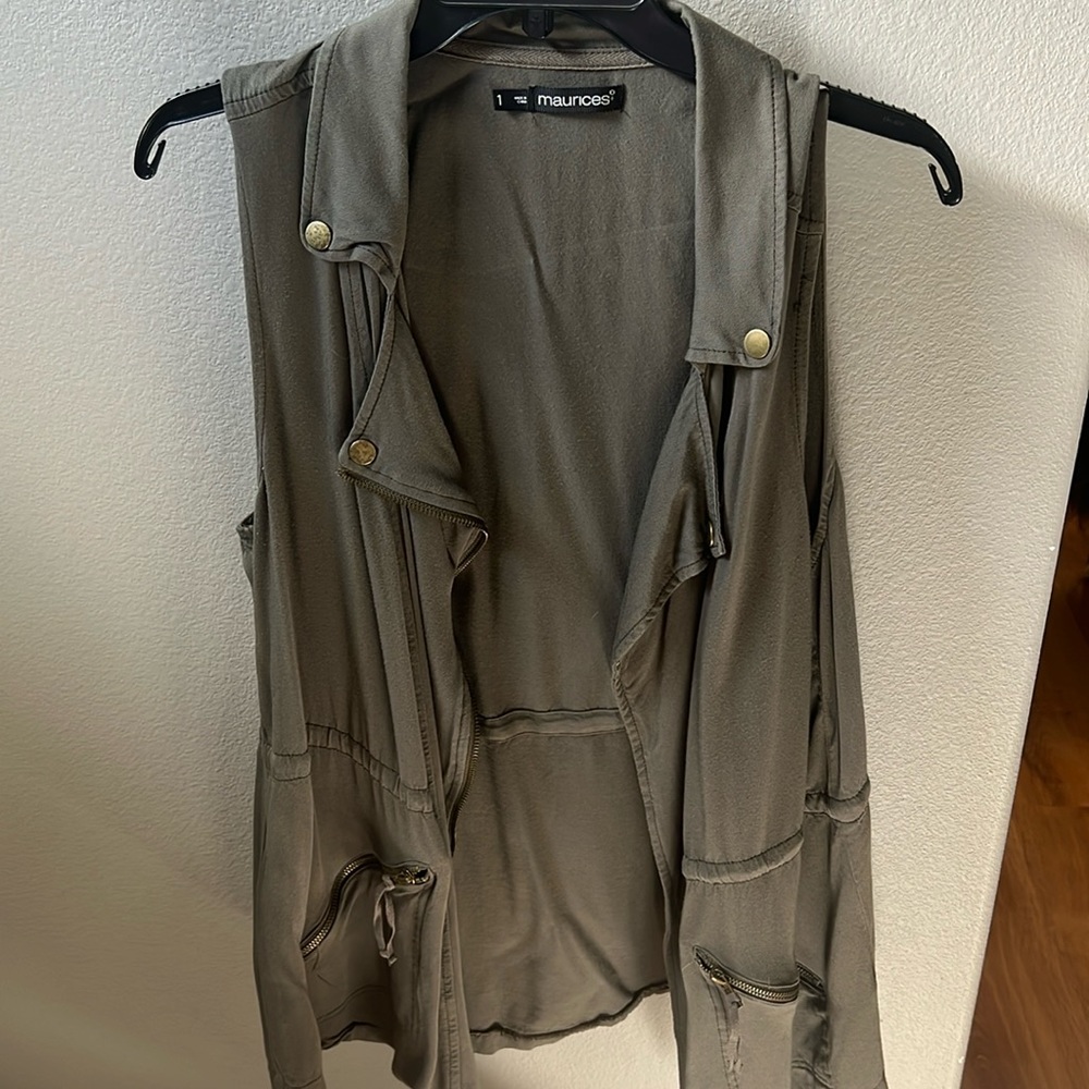 Maurice’s Vest